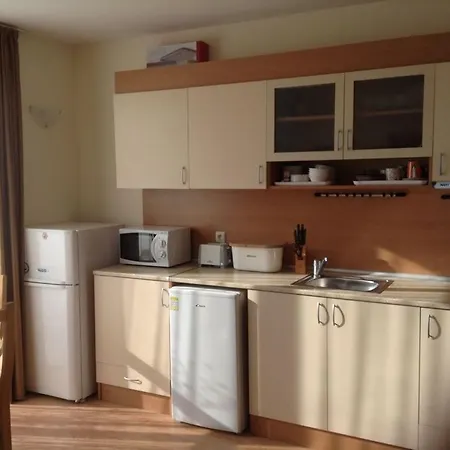 Apartment Shato Sp *